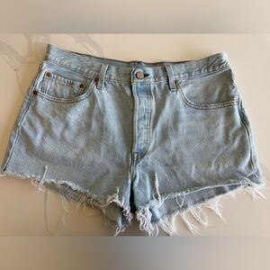 Levi's 501 Denim Distressed Shorts Light Blue Wash Size 32